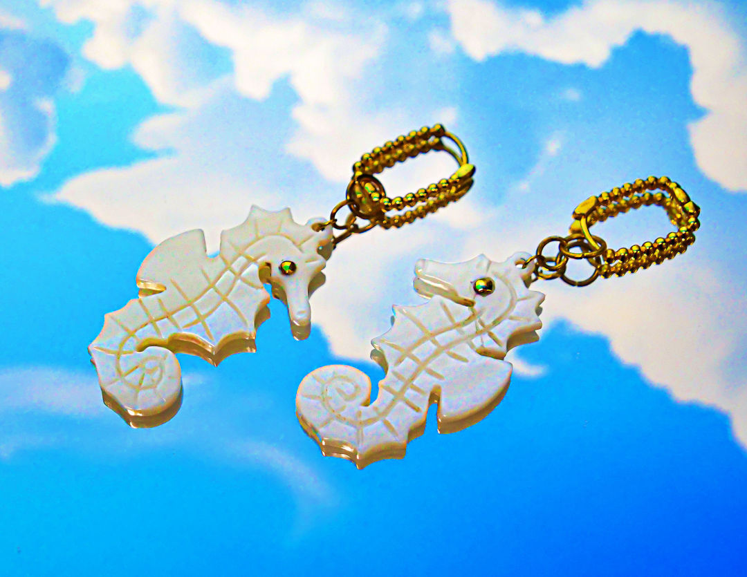 seahorse charm